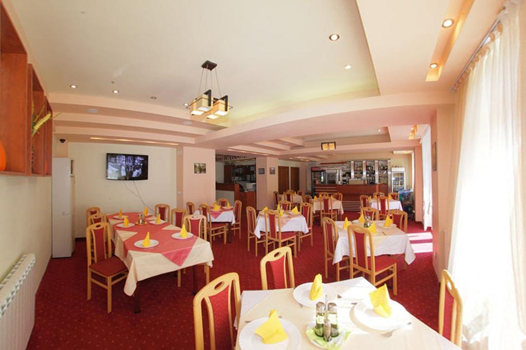 Hotel International Băile Herculane Extérieur photo